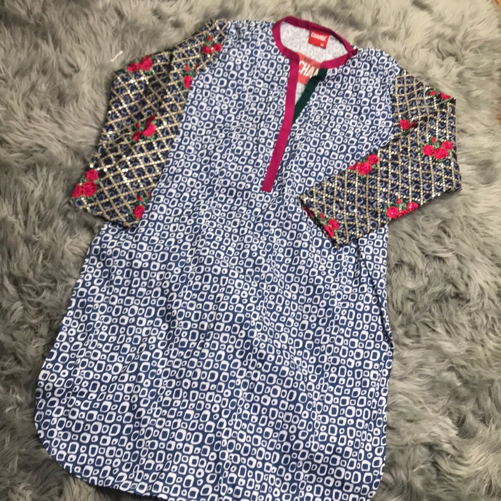 Nwt beautiful  Pakistani embroidered net sleeves kurta